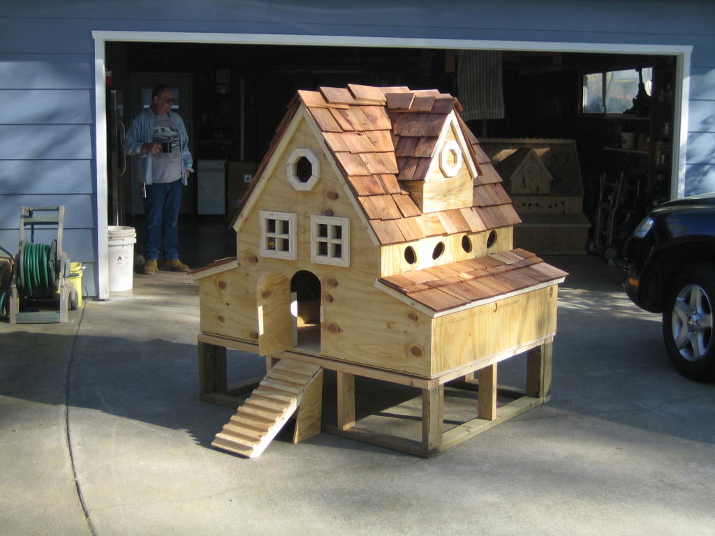 Coop Builder in Northern California Redding BackYard Chickens