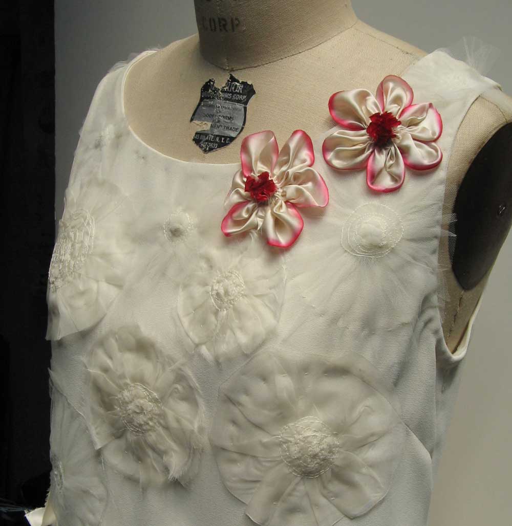 [ssheaneckdetail.jpg]