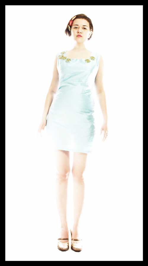 [aquaalinedress.jpg]