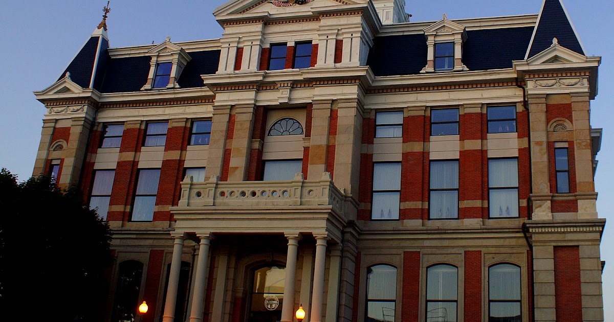worldwideglimpses Napoleon, OH courthouse