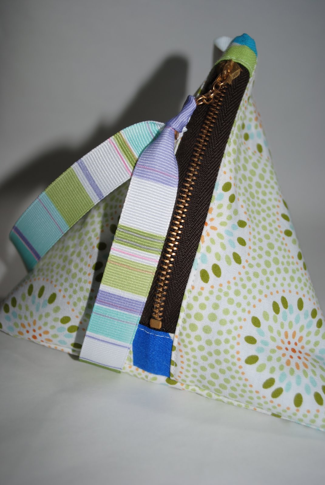 Sew Me Something Good How to sew a coin purse