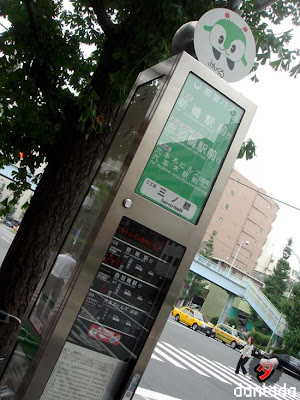 bus stop by dantada