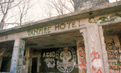 [vamhotel.gif]
