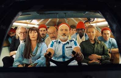 http://4.bp.blogspot.com/_HJrGkCIwYOg/RuMGx1QfYaI/AAAAAAAABFo/exGpRAp7Kqs/s400/The+Life+Aquatic+with+Steve+Zissou+DVD+Movie+Review.jpg