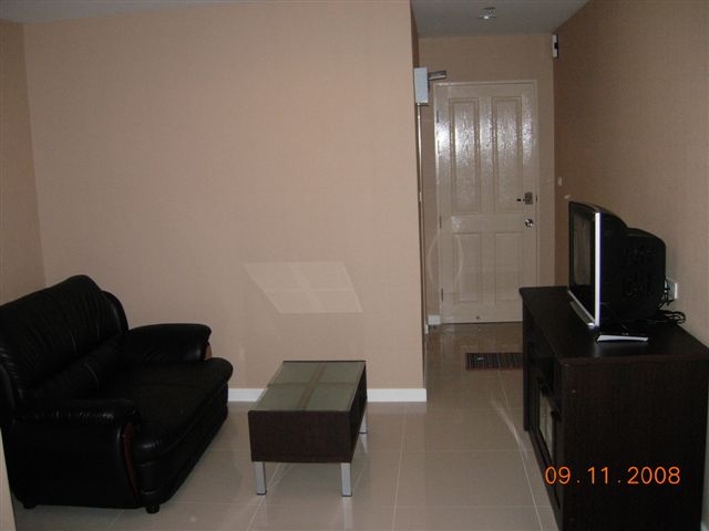 [New+Living+area.JPG]