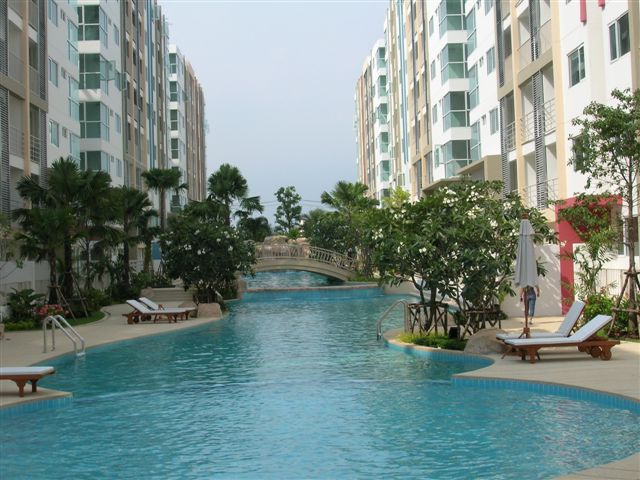 [DSCN9990.JPG]