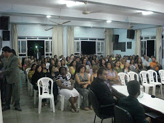Plenário lotado, para reunião ordinária, em especial ao dia das Mães.