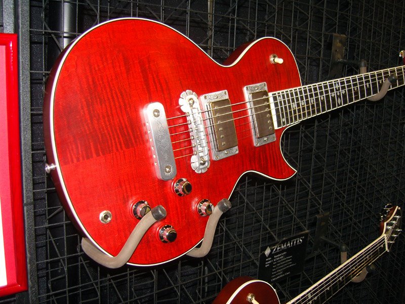 [zemaitis_carvedtop2.jpg]