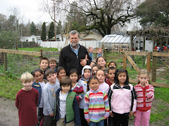 Tom with 1st graders - Sonoma Co.