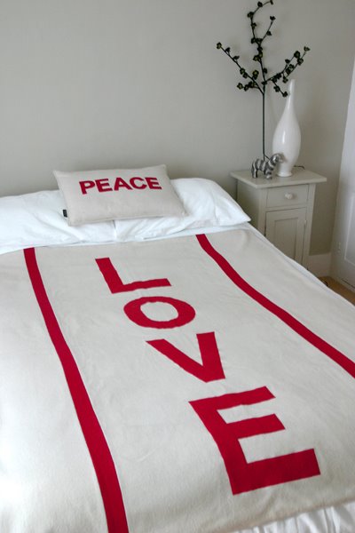 [love-blankets.jpg]