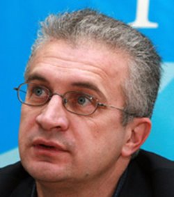 [Florin+Anghel+6.jpg]