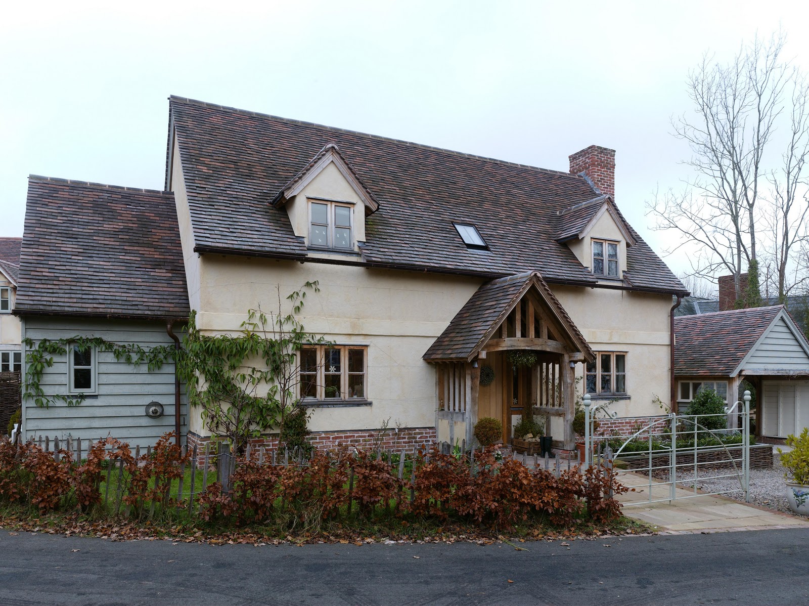 from little acorns......... December 2010