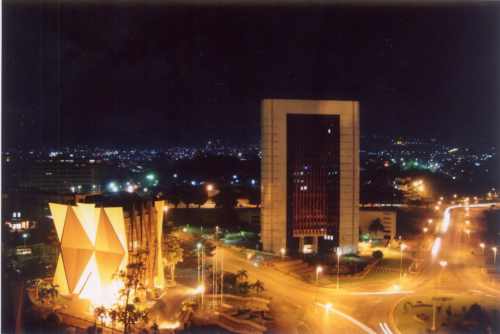 [Yaoundé.jpg]