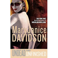 PART 3 Discontinuous Elements in Vampire Romance — a response from Queen Betsy’s authorplus some treats I found