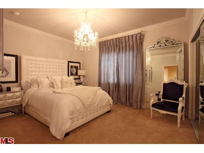 Kardashianhouse on Kim Kardashian S Guest Bedroom Totally Love It