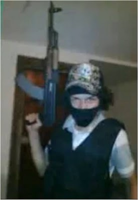 Niñas en México sueñan con un novio Narco Niñas en México sueñan con un novio Narco