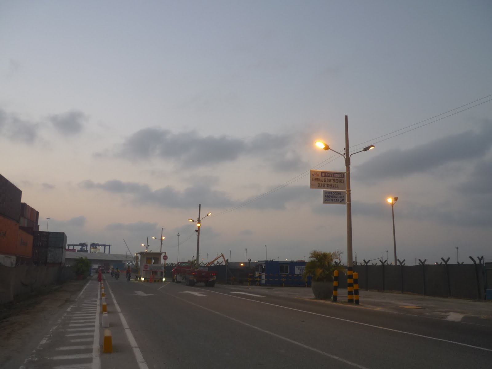 [P1020727.JPG]