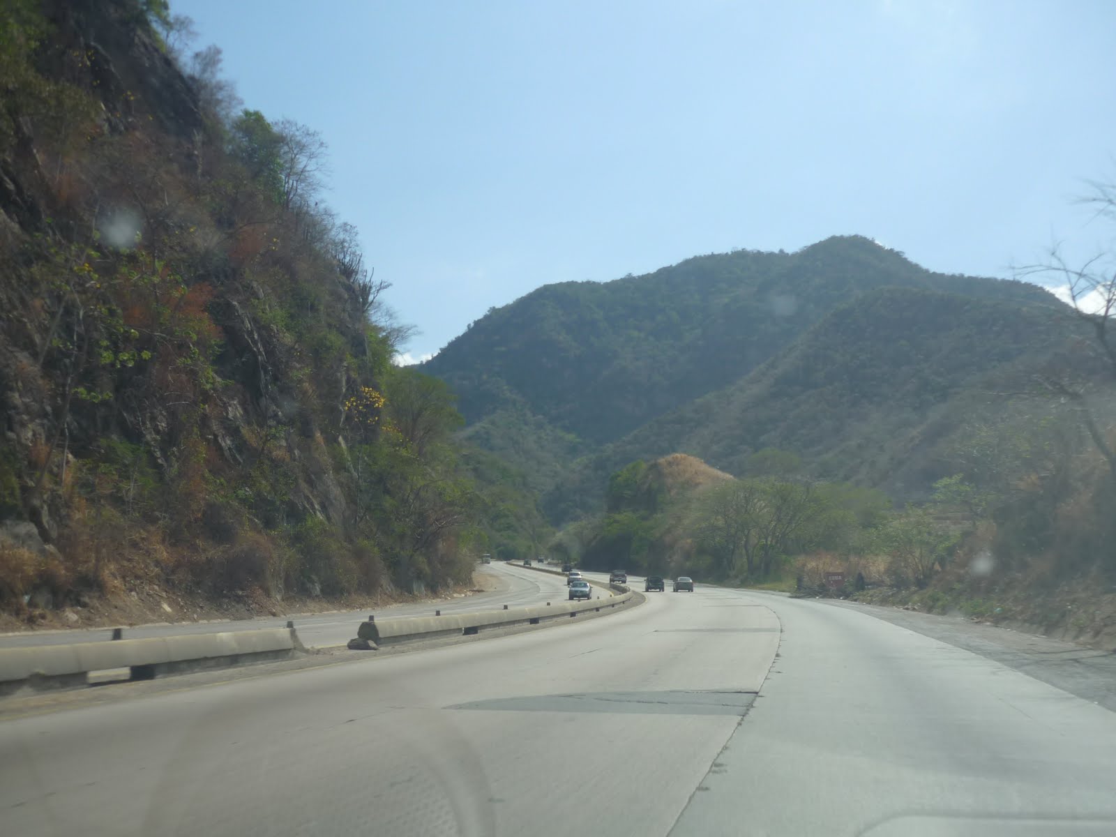 [P1030053.JPG]