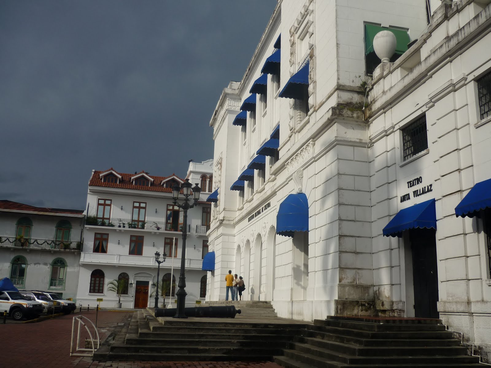 [P1020194.JPG]