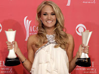 Carrie Underwood Wants to See Matthew McConaughey's Sexy Boots. Aplogy Not Accepted.