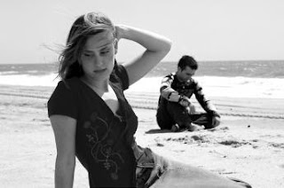 http://4.bp.blogspot.com/_Hsp4smsg3ys/S-CtXxz6T9I/AAAAAAAAACc/eu2B0baCRMQ/s1600/sad_couple.jpg