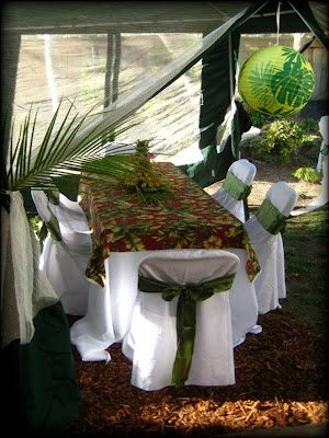 Freshly cut palm leaves and palm leaf print paper lanterns added to the Freshly cut palm leaves and palm leaf print paper lanterns added to the