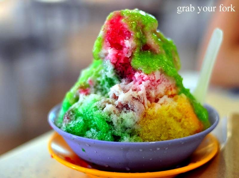 Uniquely Singapore Food SOME SHAVED ICE FOR YOU?