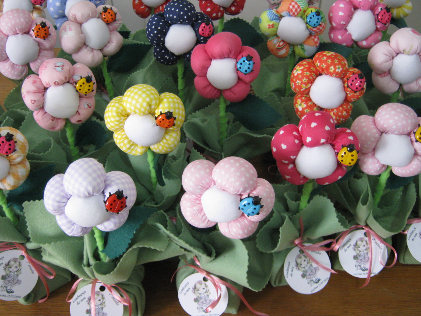 ATELIER SILVANA RIGAMONTE ENFEITE DE MESA OU ARRANJO DE MESA PARA FESTA ANIVERSÁRIO TEMA JARDIM Enfeite De Jardin ~ ATELIER SILVANA RIGAMONTE ENFEITE DE MESA OU ARRANJO DE MESA PARA FESTA ANIVERSÁRIO TEMA JARDIM