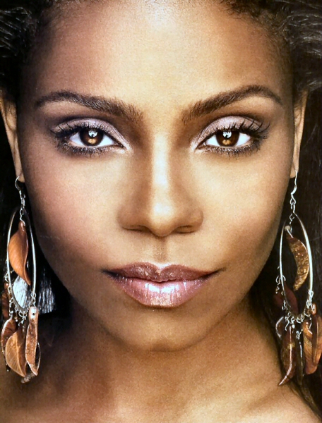 KeeperofStories: January 2011 Sanaa Lathan's exquisite