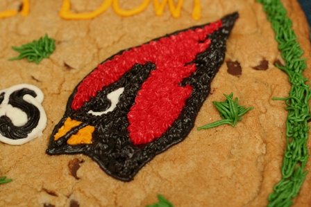 [Super+Bowl+Cookie+Cake+015r.jpg]