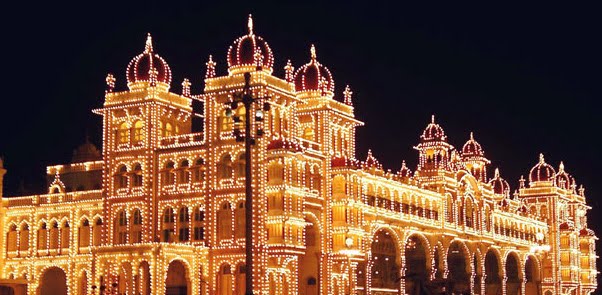 [Mysore+Palace+Nigh.JPG]