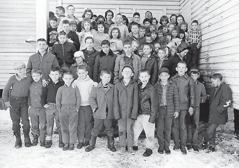 Southeast Kentucky Family Millstone School at the Forks between 1959