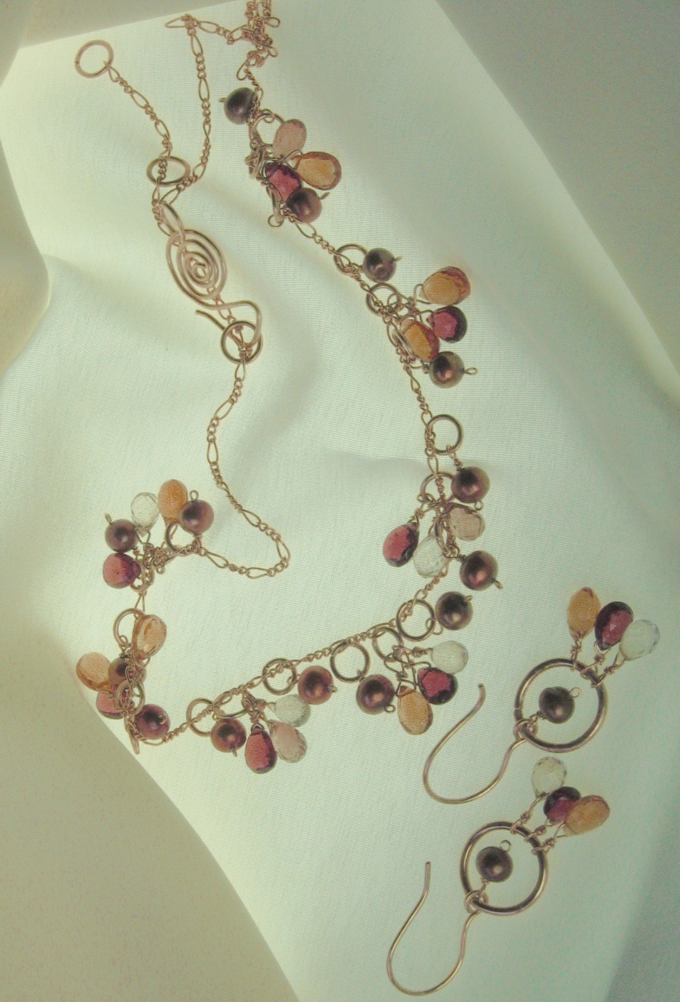 [autumn+berries-+white-+01361_RJ.jpg]