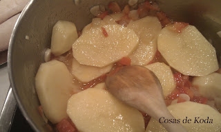 Lomos de merluza con patatas
