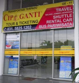 Rental Mobil Pariwisata Surabaya on Baru Ketika Saya Mau Parkir Mobil Lewat Di Lobby Mall Cito Surabaya