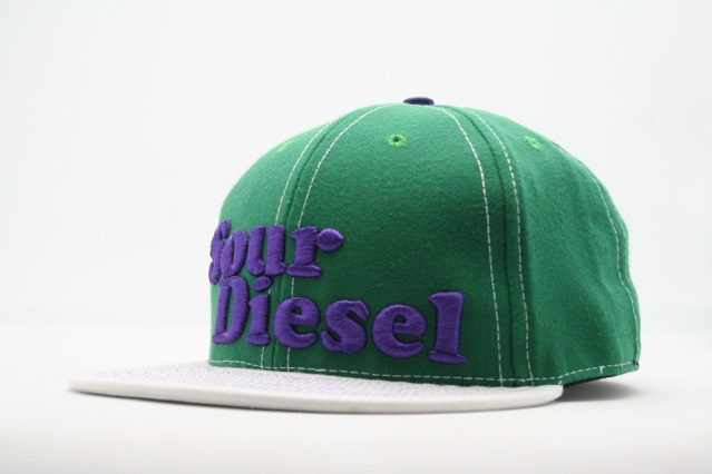 curren y hats