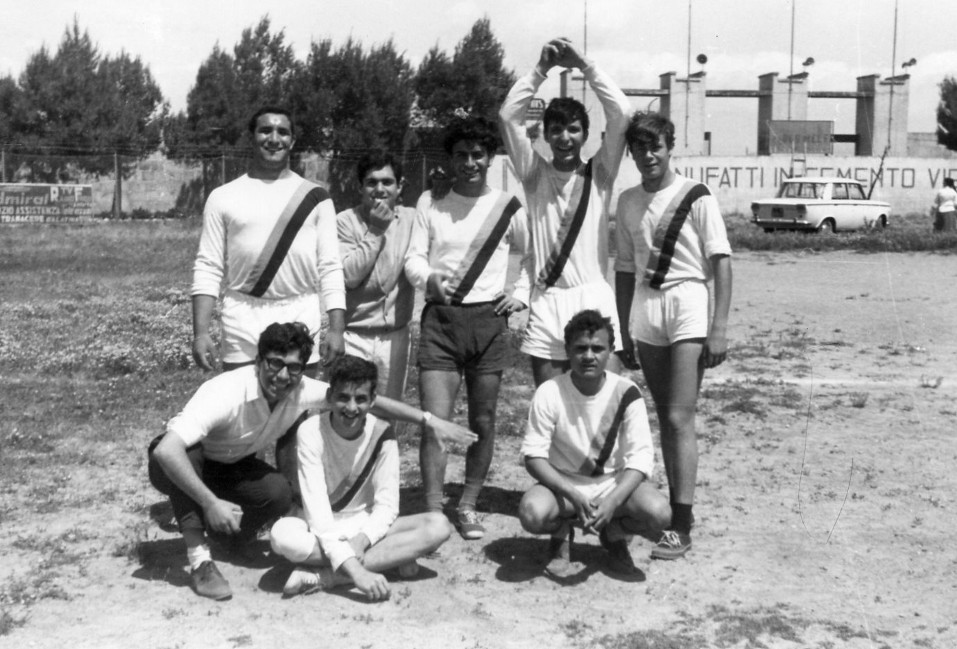 [1969+comp.+liceo.jpg]