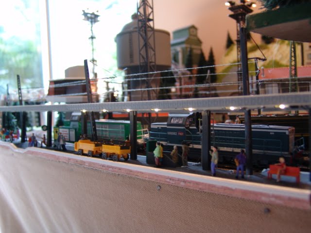 [DSC05215.JPG]