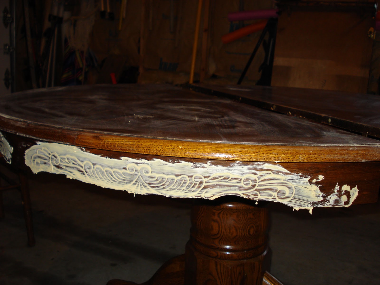 Thrifty Decorating How to redo kitchen chairs....