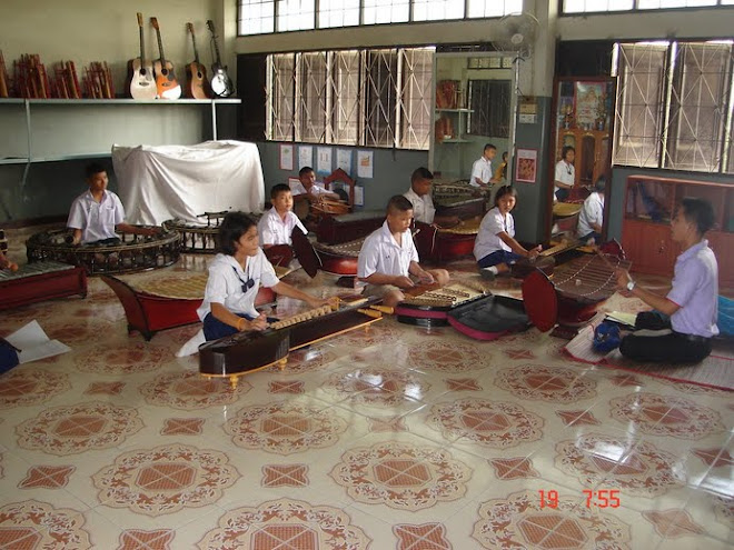 วงดนตรีไทยของโรงเรียนลำสนุ่น