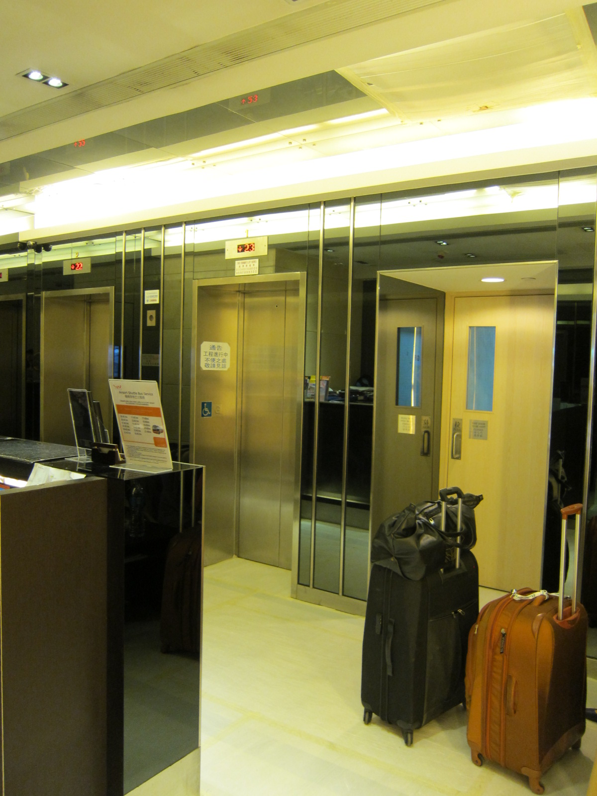 Glutton Anonymous Wifi Hotel is Worth a Try