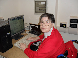 http://4.bp.blogspot.com/_I9RhOUg_kt0/Szum2pM43GI/AAAAAAAABac/qwnS5VxA1ao/s320/Natalina+con+Eldy+2.jpg