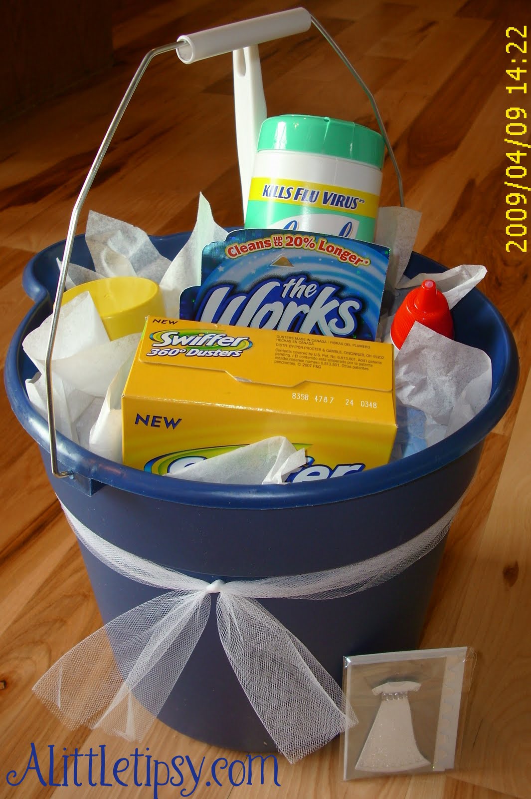 House Warming Wedding Gift Idea | bridal shower kitchen cake toilet paper cake do it myself pinterest House Warming Wedding Gift Idea | bridal shower kitchen cake toilet paper cake do it myself pinterest