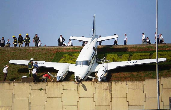 [858140-4146-ga.jpg]