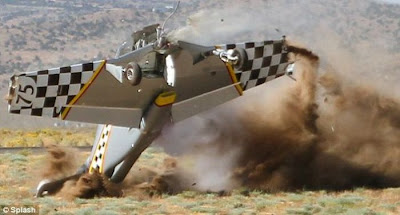 [Internacional] O incrível acidente com um Thunder Mustang nos EUA  Thunder+Mustang+04+acid+Reno