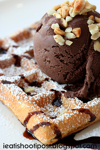 [Ice+Cream+waffle.jpg]