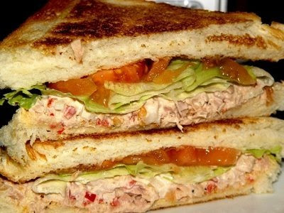 ساندويش البيتزا طريقة عمل السندويشات  Tuna+sandwich-resized