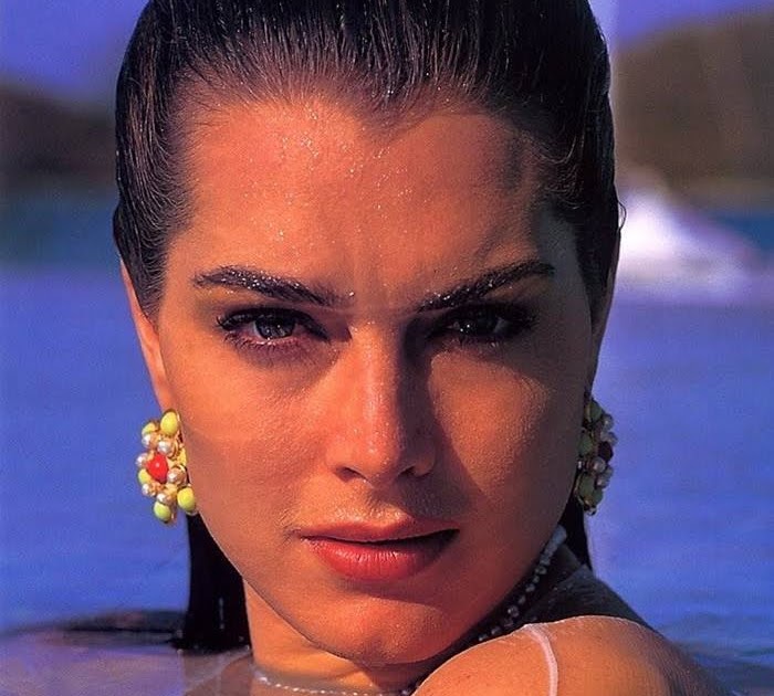 Seven Stars World: Brooke Shields.