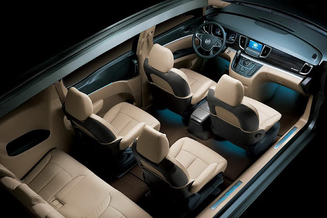 2011 Buick GL8 Interior