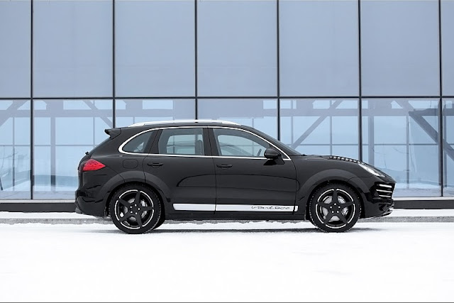 2011 Porsche Cayenne Vantage 2 2011 porsche cayenne vantage 2 side view 2011 Porsche Cayenne Vantage 2